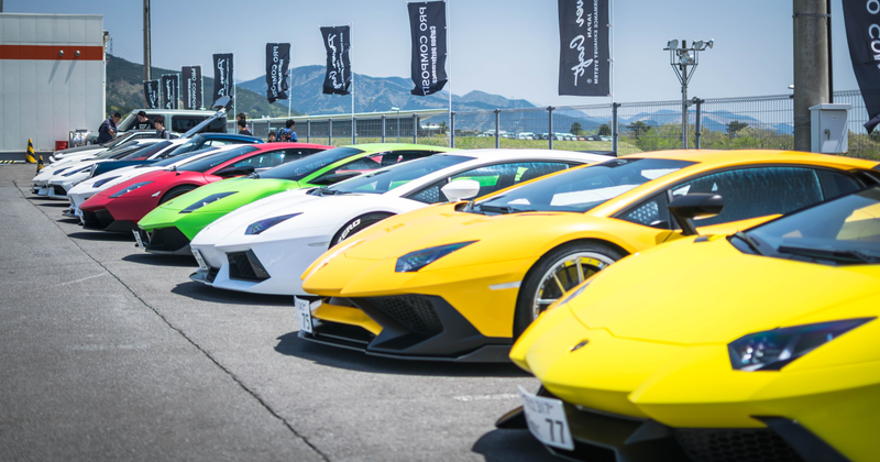 Illustration for article titled This Parking Lot Party Reveals Just How Wild Japan's Tuner Scene Can Get